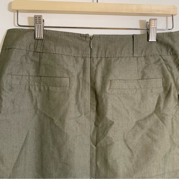 Kaki mini skirt with Pockets - Picture 7 of 10